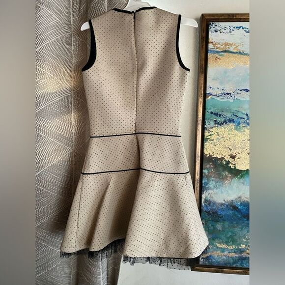 RED Valentino Mini Dress Shift Womens Size XS Cream Black Nylon Type Sleeveless - Picture 2 of 13
